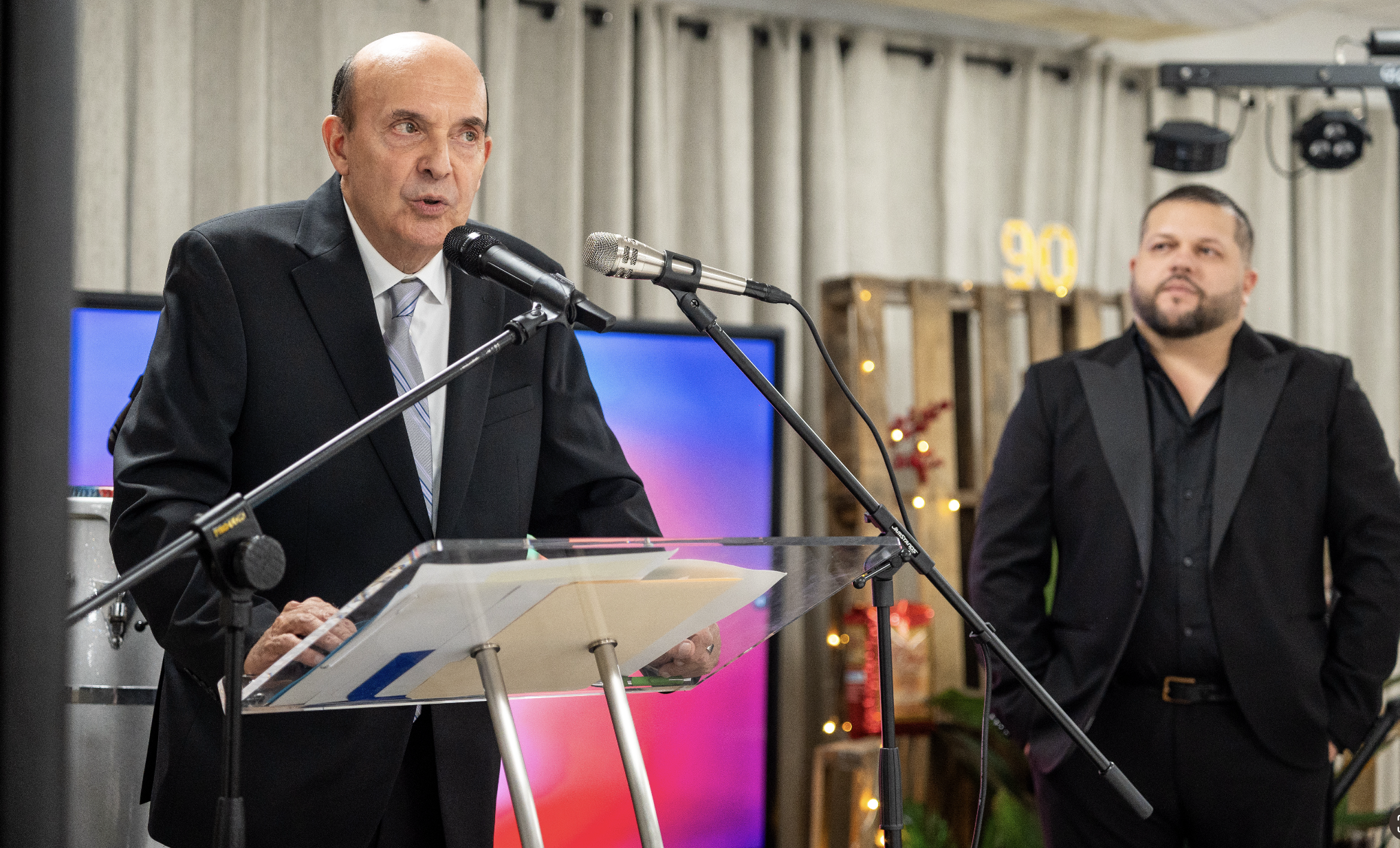 Pedro Ortiz, presidente de la Cooperativa AgroComercial junto a Moisés Reyes, presidente ejecutivo de la Cooperativa AgroComercial.